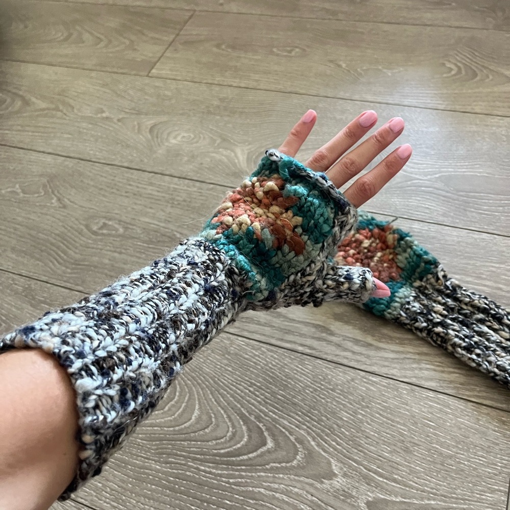 Fingerless Knit Mittens